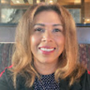 Meet your Posher, Josefina